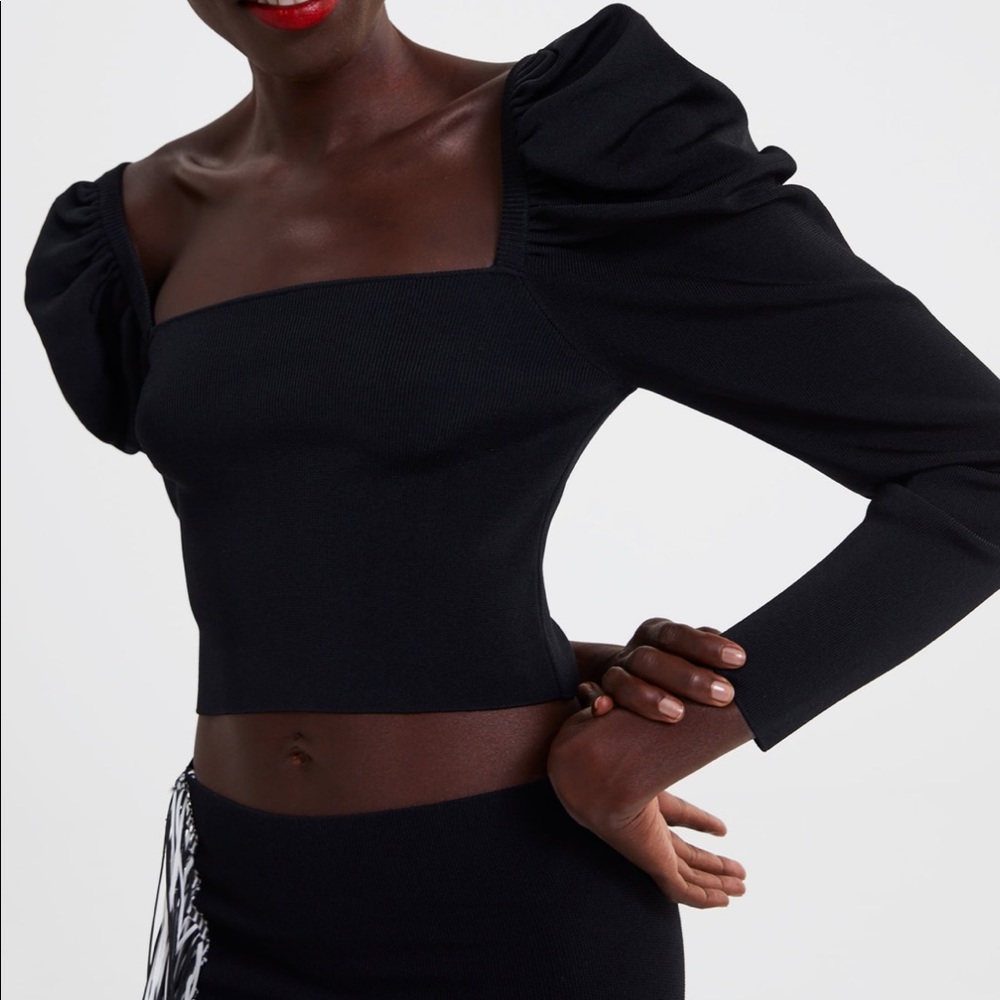 NWT Zara cropped puff sleeves